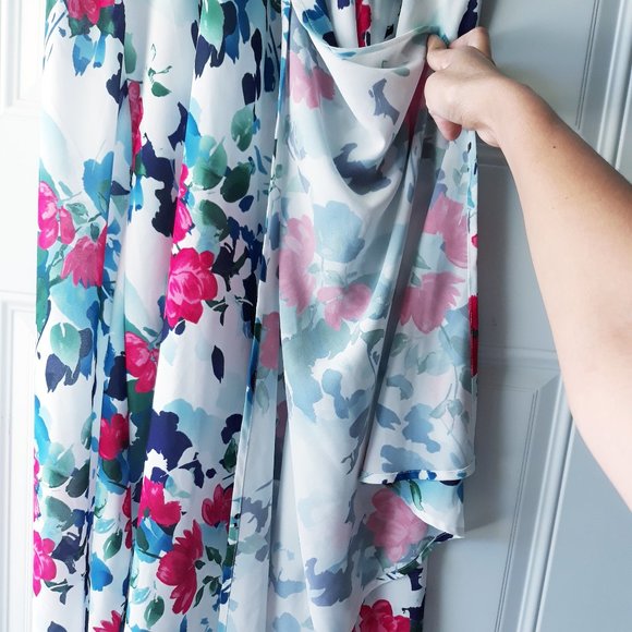 Adelyn Rae White Floral Maxi Dress Flutter Sleeves - Picture 5 of 13